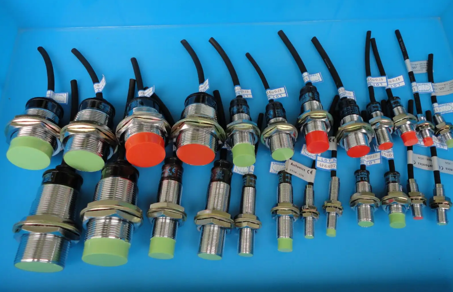 抗干擾120℃M18耐高溫接近開關KJT-J18GW